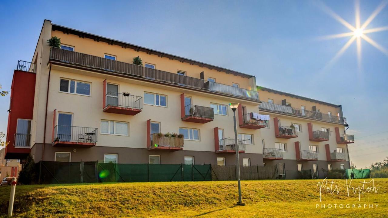 Luxurious, Lovely And Romantic Apartment In Tábor Kültér fotó